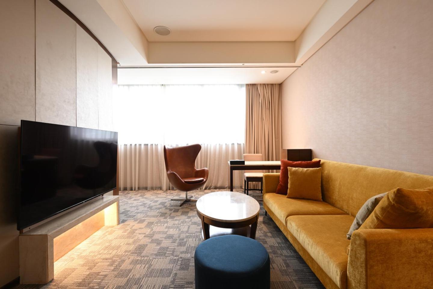 Via Hotel Breeze Taipei Extérieur photo